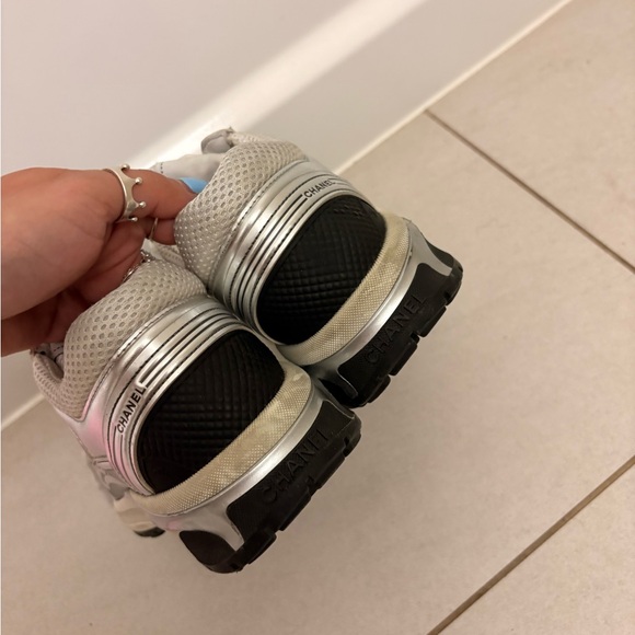 Chanel white and silver sneakers - Picture 8 of 12